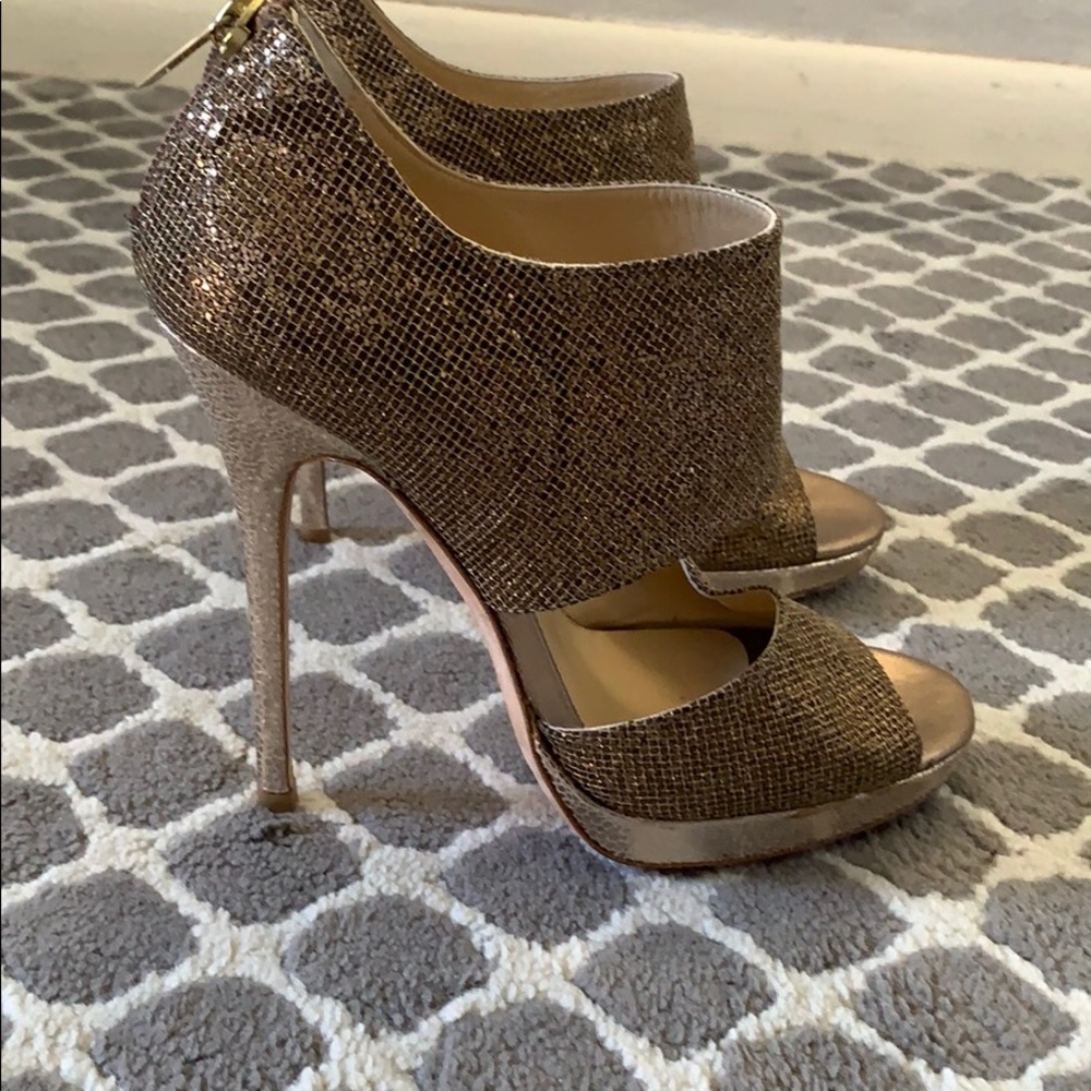 Jimmy chop cage heel